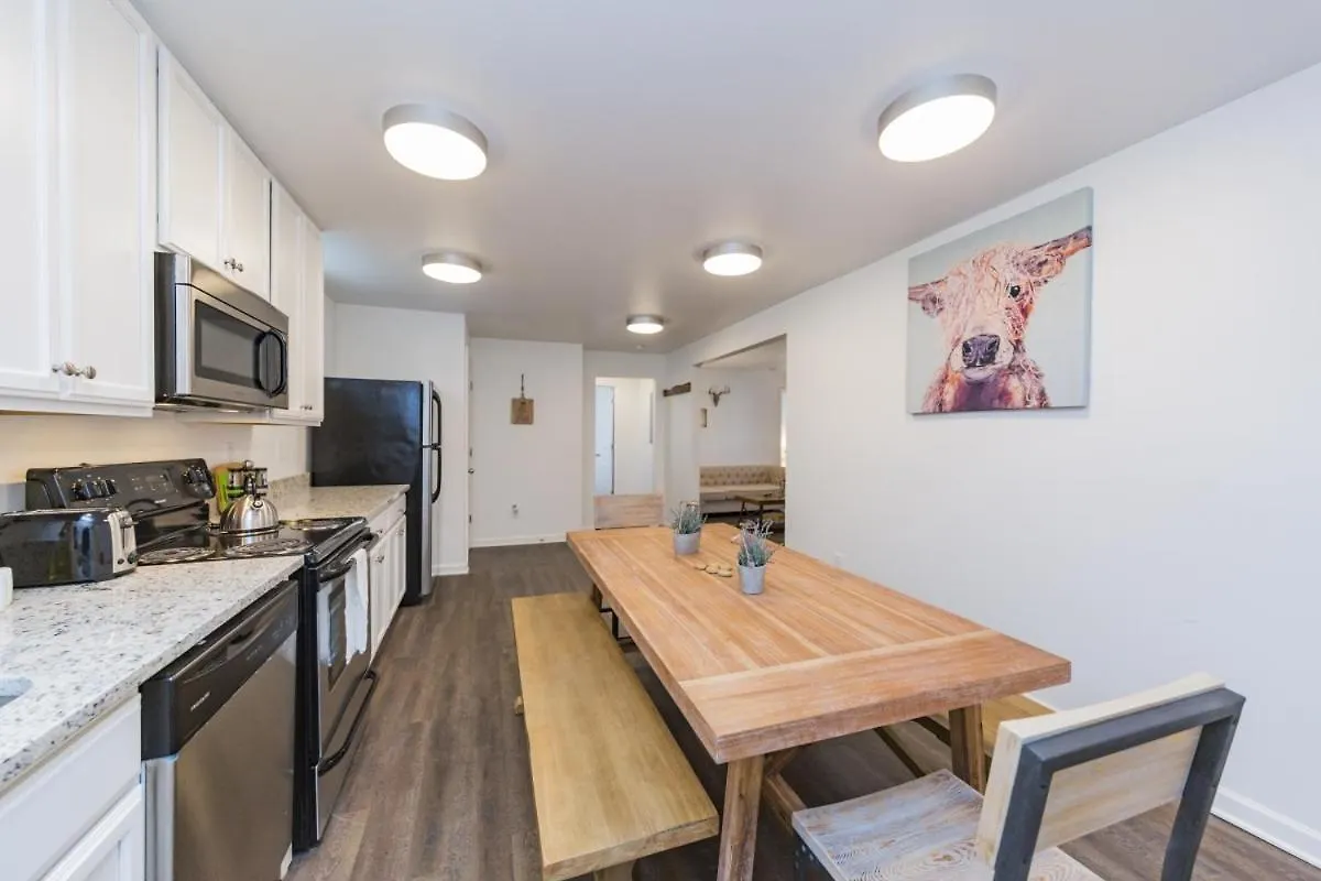 The Vibe At Marathon Apartment Suites Nashville 0*,